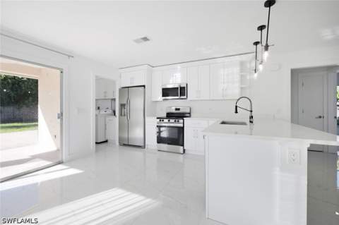 862 99th Ave N, Naples FL - photo 7 of 24