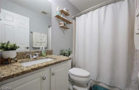831 NE 23rd Ter, Cape Coral FL - photo 9 of 16