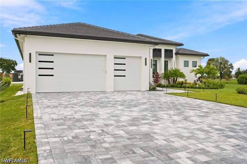 4 bedroom SingleFamilyResidence at 18432 Royal Hammock Blvd, Royal Palm Golf Estates, Naples — photo 3