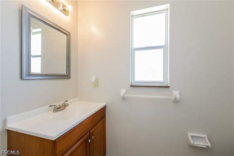 1813 NE 2nd Ter, Cape Coral FL - photo 10 of 15