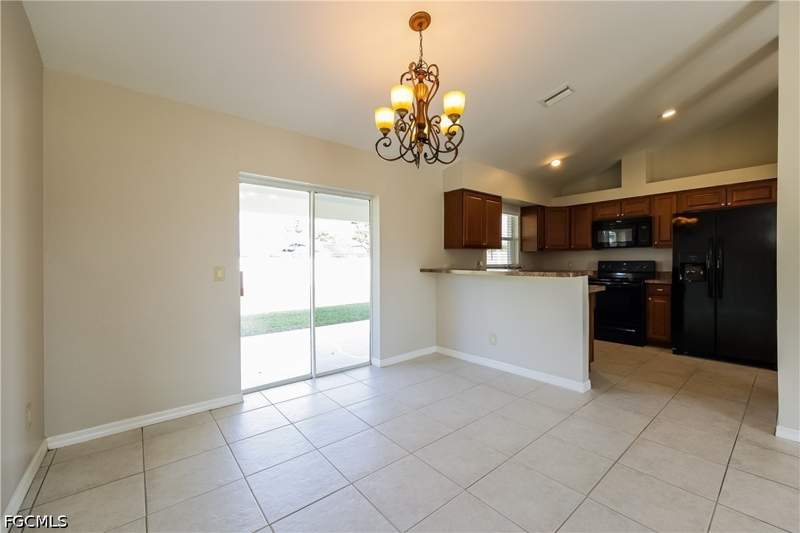 3 bedroom SingleFamilyResidence at 1813 NE 2nd Ter, Cape Coral, Cape Coral — photo 3