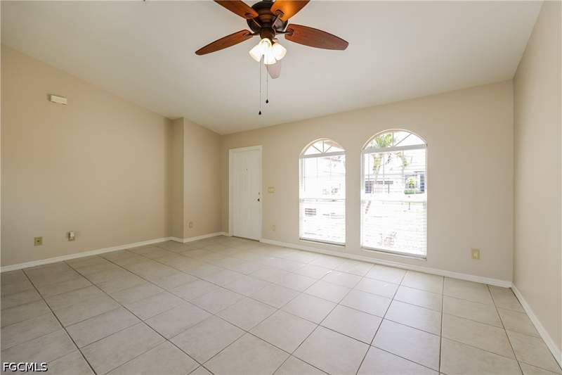 3 bedroom SingleFamilyResidence at 1813 NE 2nd Ter, Cape Coral, Cape Coral — photo 4