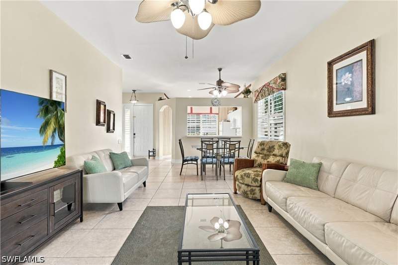 3 bedroom SingleFamilyResidence at 10992 Callaway Greens Ct, Callaway Greens, Fort Myers — photo 3