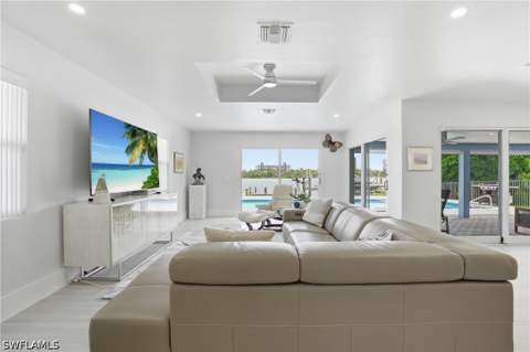 8009 Lagoon Rd, Fort Myers Beach FL - photo 16 of 48