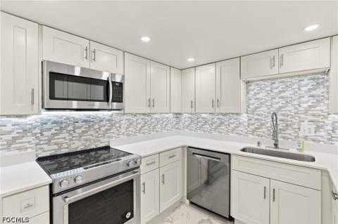 5837 Whiting Ct, Fort Myers FL - photo 16 of 37