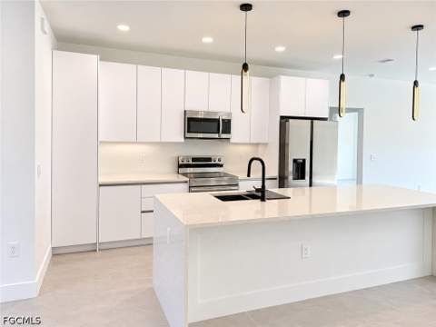 2905 43rd St W, Lehigh Acres FL - photo 6 of 26