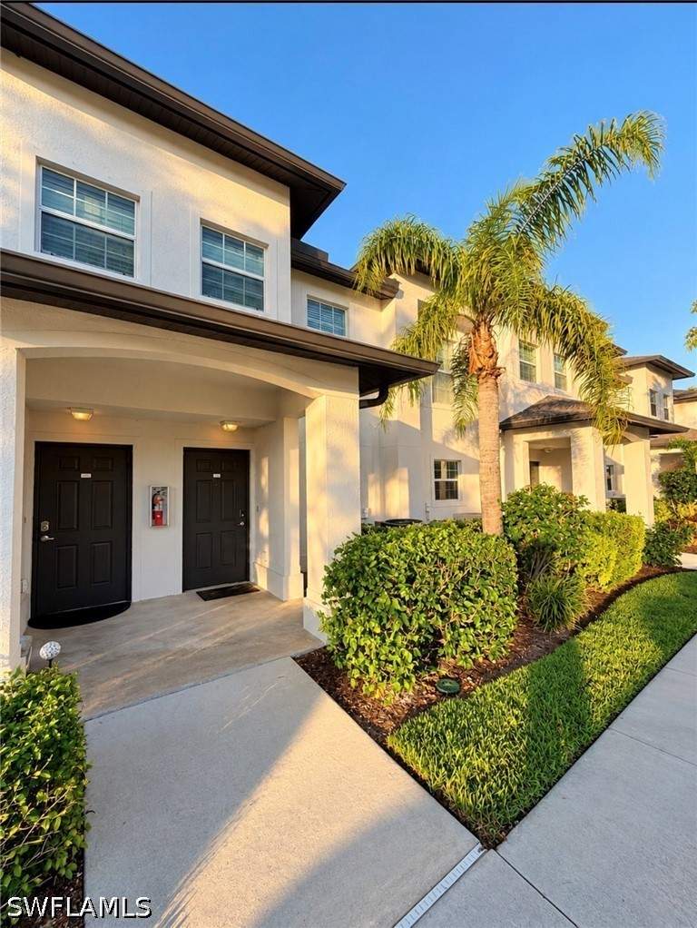 2 bedroom Townhouse at 9101 Gervais Cir 1704, The Vistas, Naples — photo 2