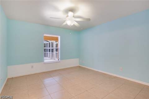 110 NW 25th Ter, Cape Coral FL - photo 10 of 33