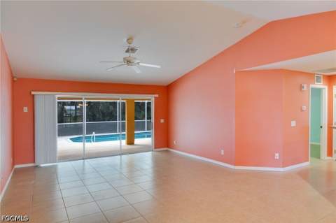 110 NW 25th Ter, Cape Coral FL - photo 8 of 33