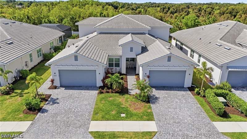 3 bedroom Attached at 9194 Cayman Dr, Azure At Hacienda Lakes, Naples — photo 2