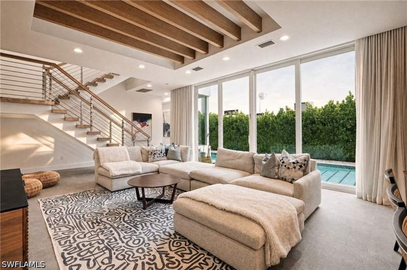 4 bedroom SingleFamilyResidence at 591 93rd Ave N, Naples Park, Naples — photo 4
