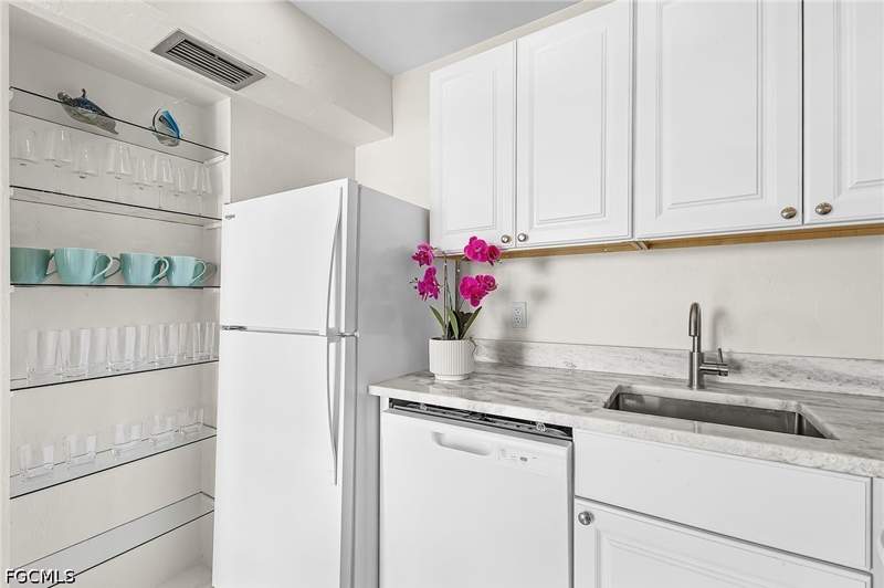 2 bedroom Condominium at 1250 Tennisplace Ct B32, Tennisplace, Sanibel — photo 5