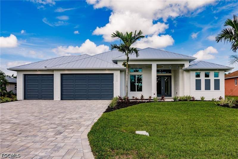 4 bedroom SingleFamilyResidence at 4000 SW 16th Pl, Cape Coral, Cape Coral — photo 2