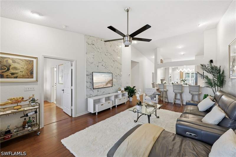 2 bedroom Condominium at 3370 W. Crown Pointe Blvd Blvd 202, Crown Pointe Shores, Naples — photo 3