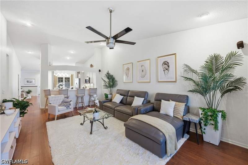 2 bedroom Condominium at 3370 W. Crown Pointe Blvd Blvd 202, Crown Pointe Shores, Naples — photo 4