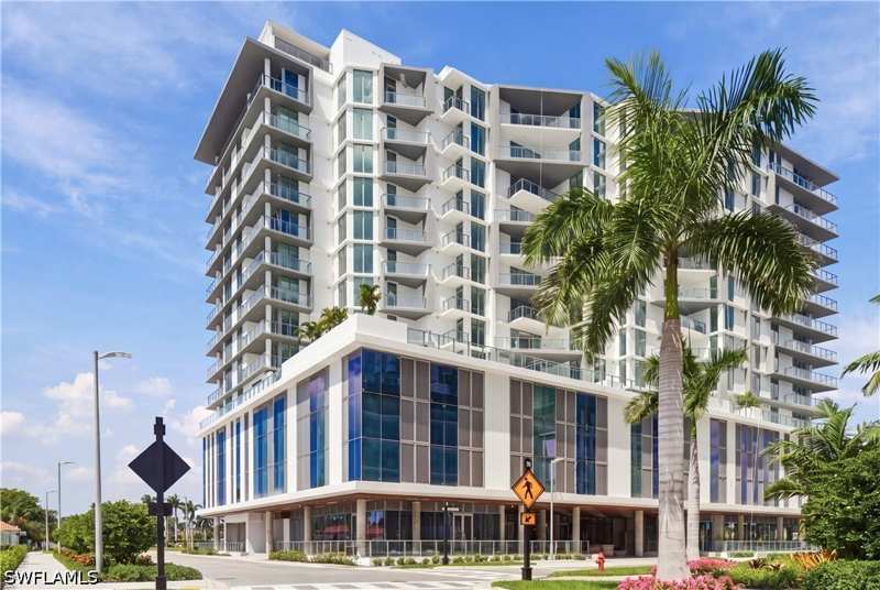 4 bedroom Condominium at 1925 Metropolitan Blvd 1204, Avra, Naples — photo 1
