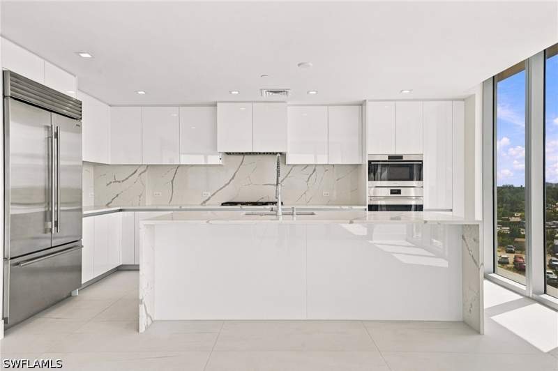 4 bedroom Condominium at 1925 Metropolitan Blvd 1204, Avra, Naples — photo 4