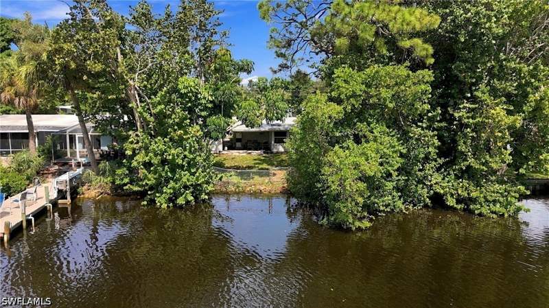 3 bedroom SingleFamilyResidence at 2140 Harbor Ln, Brookside, Naples — photo 5