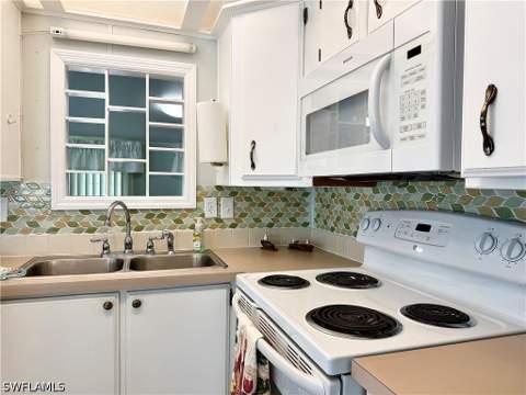 433 Cheetah Dr 433, Naples FL - photo 17 of 50