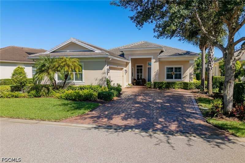 3 bedroom SingleFamilyResidence at 13836 Woodhaven Cir, Woodhaven, Fort Myers — photo 1