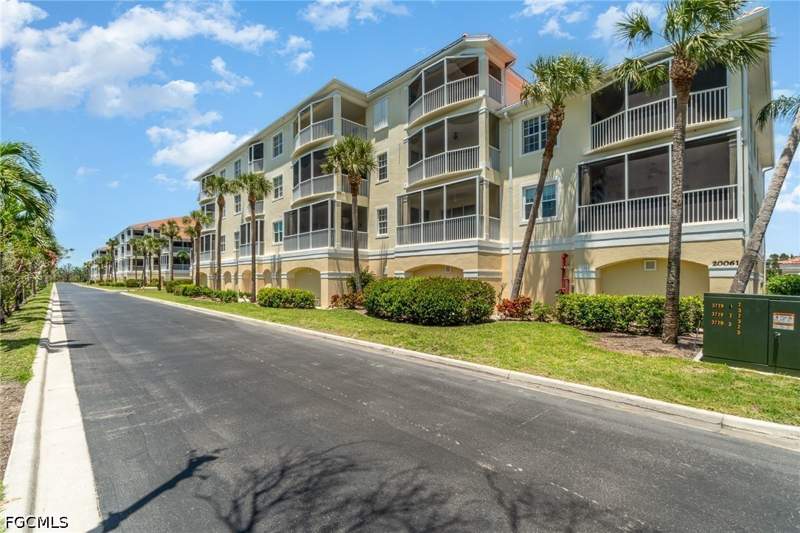 2 bedroom Condominium at 20061 Sanibel View Cir 103, Sanibel View Condo, Fort Myers — photo 2