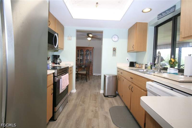 3 bedroom SingleFamilyResidence at 4507 SE 9th Pl, Cape Coral, Cape Coral — photo 5