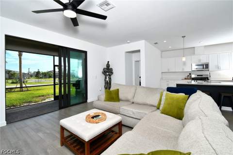 19243 Gentry Pl, Estero FL - photo 10 of 46