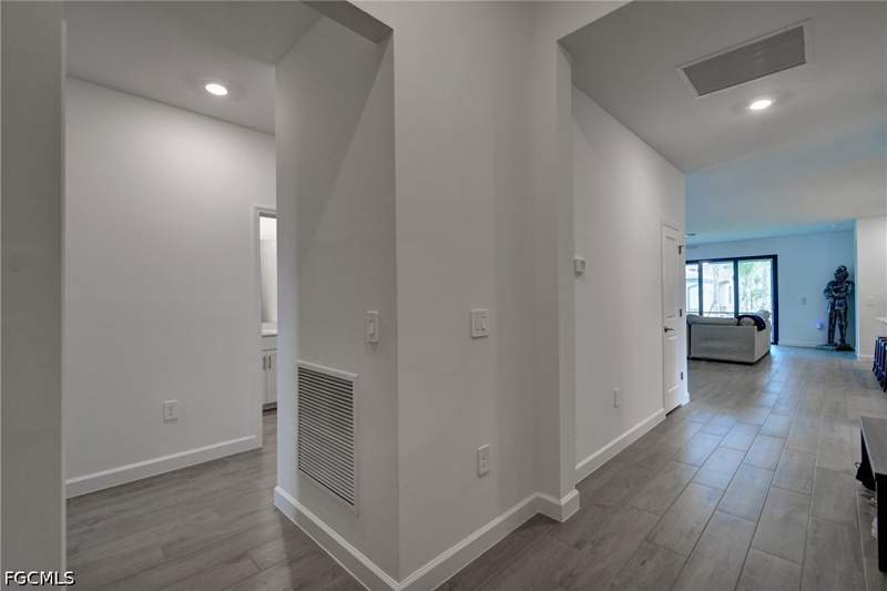 4 bedroom SingleFamilyResidence at 19243 Gentry Pl, Verdana Village, Estero — photo 3