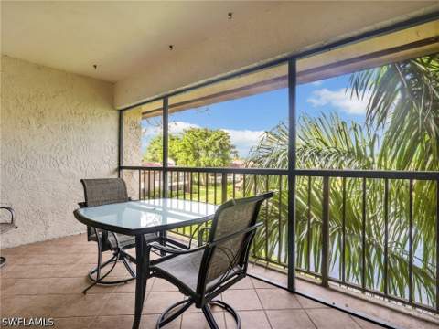 1600 Misty Pines Cir 303, Naples FL - photo 12 of 30