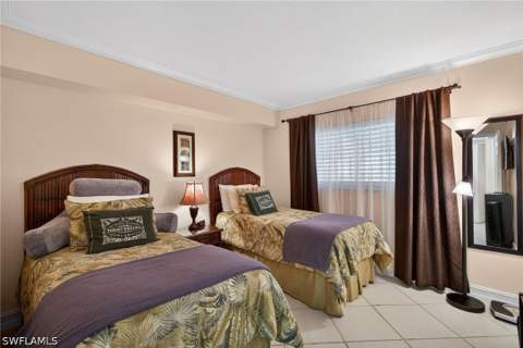 201 Quail Forest Blvd 109, Naples FL - photo 19 of 41