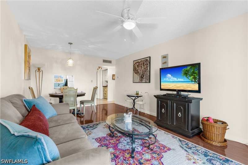 1 bedroom Condominium at 150 Turtle Lake Ct 307, Turtle Lake Golf Colony, Naples — photo 1
