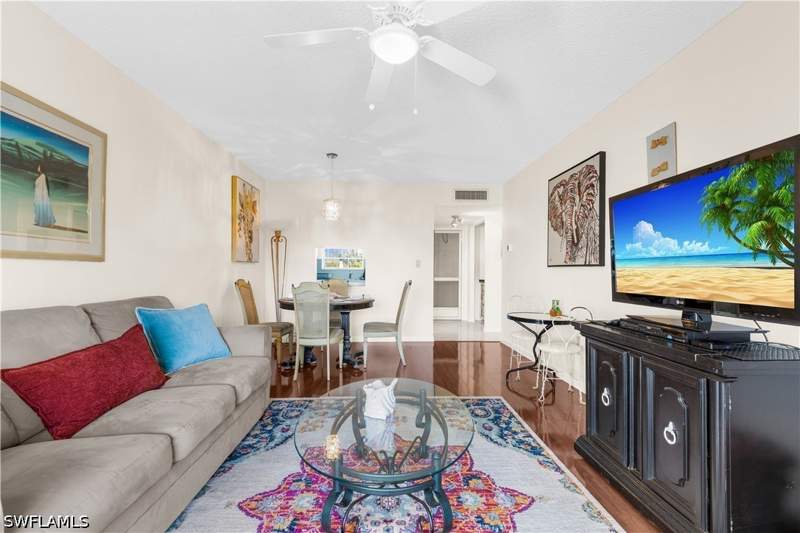 1 bedroom Condominium at 150 Turtle Lake Ct 307, Turtle Lake Golf Colony, Naples — photo 2