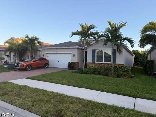 4 bedroom SingleFamilyResidence at 832 Heather Lake Ave, Cape Coral, Cape Coral — photo 1