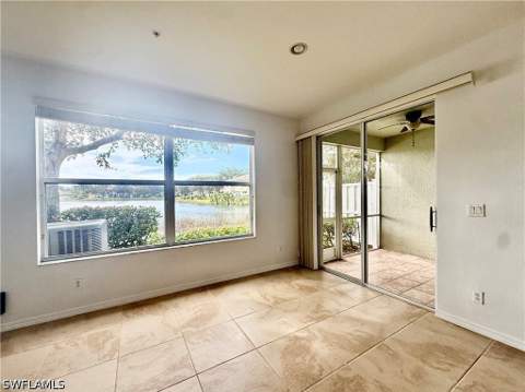 1370 Mariposa Cir 22105, Naples FL - photo 11 of 32