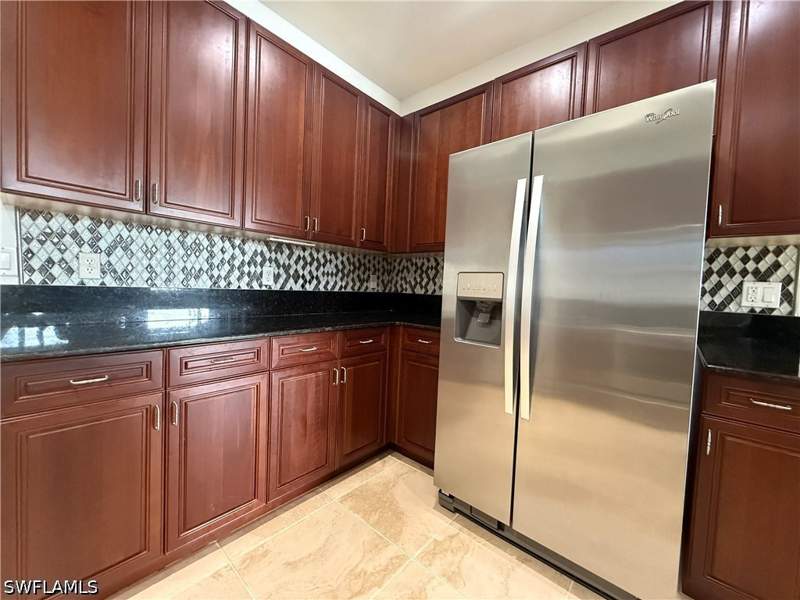 3 bedroom Townhouse at 1370 Mariposa Cir 22105, Mariposa, Naples — photo 4