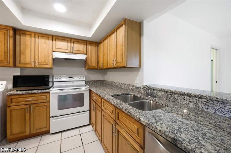 1 bedroom Condominium at 3615 Boca Ciega Dr 210, Lakewood, Naples — photo 2