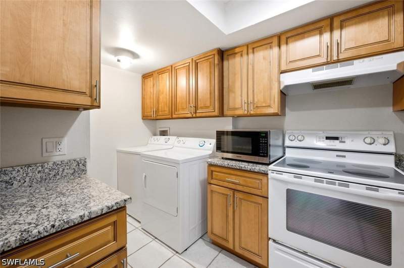 1 bedroom Condominium at 3615 Boca Ciega Dr 210, Lakewood, Naples — photo 4