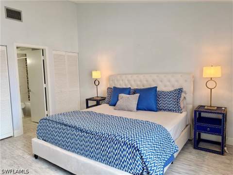 800 Meadowland Dr N, Naples FL - photo 10 of 17