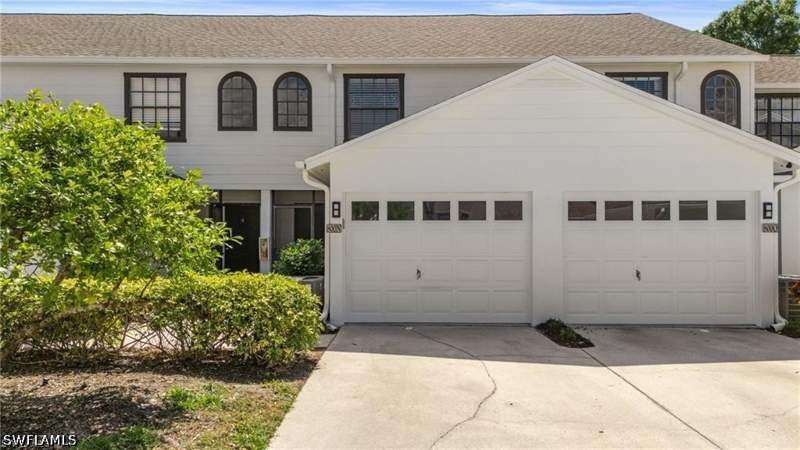 2 bedroom Townhouse at 800 Meadowland Dr N, Pelican Ridge, Naples — photo 5