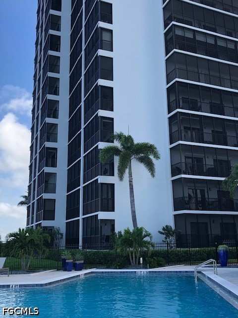 2 bedroom Condominium at 1900 Virginia Ave 701, Pointe Royale, Fort Myers — photo 1