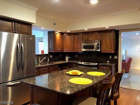 1900 Virginia Ave 701, Fort Myers FL - photo 10 of 27