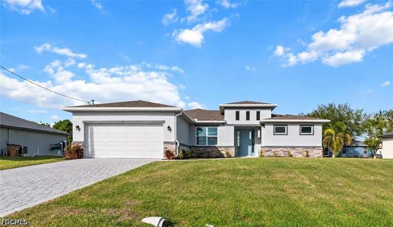 4 bedroom SingleFamilyResidence at 23 NW 24th Ter, Cape Coral, Cape Coral — photo 1