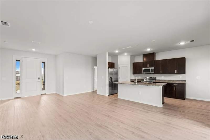 4 bedroom SingleFamilyResidence at 2509 NW 3rd Pl, Cape Coral, Cape Coral — photo 5