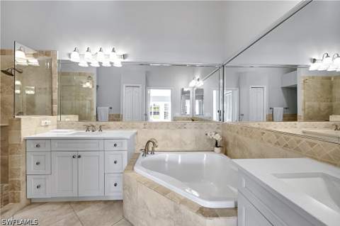 3560 Windjammer Cir 1104, Naples FL - photo 17 of 46