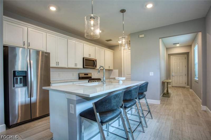 3 bedroom SingleFamilyResidence at 20032 Kingmont Dr, Verdana Village, Estero — photo 3