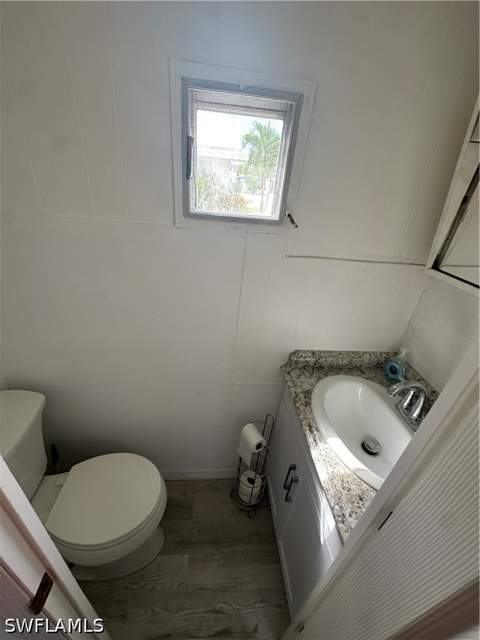 104 Moorhead Mnr, Naples FL - photo 7 of 15