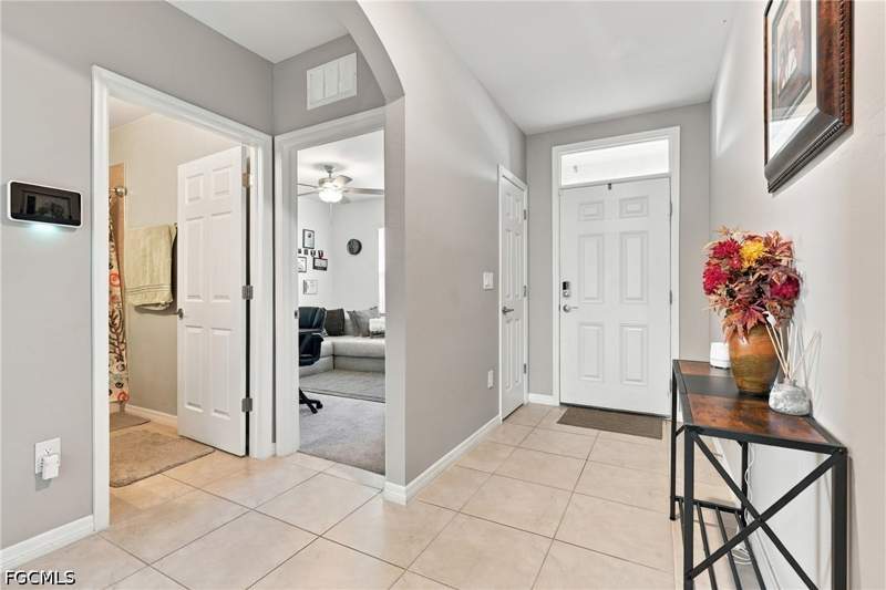 4 bedroom SingleFamilyResidence at 4121 Chiquita Blvd S, Cape Coral, Cape Coral — photo 2