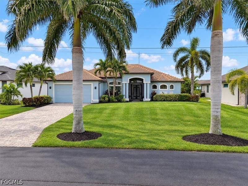 4 bedroom SingleFamilyResidence at 2018 SW 30th Ter, Cape Coral, Cape Coral — photo 2
