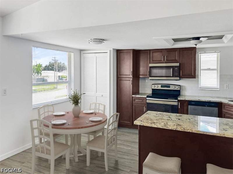 2 bedroom Condominium at 5028 Chiquita Blvd S 201, Parkway Village, Cape Coral — photo 3
