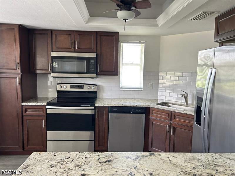 2 bedroom Condominium at 5028 Chiquita Blvd S 201, Parkway Village, Cape Coral — photo 4